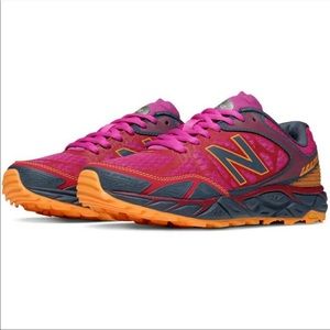 New Balance Women Trail Run Shoes 6